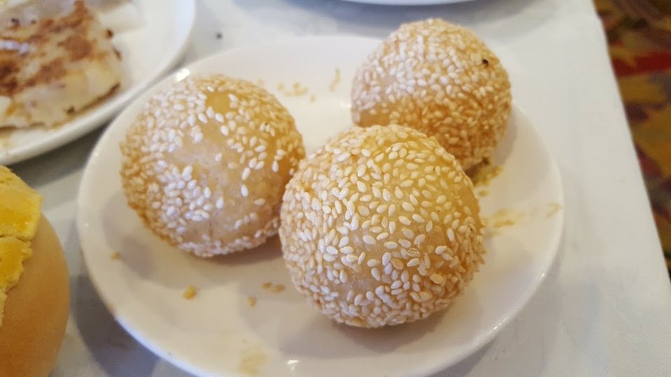 Deep Fried Sesame Balls
